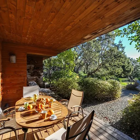 Three-room Apartment, Santana, Porto-vecchio Apartamento *